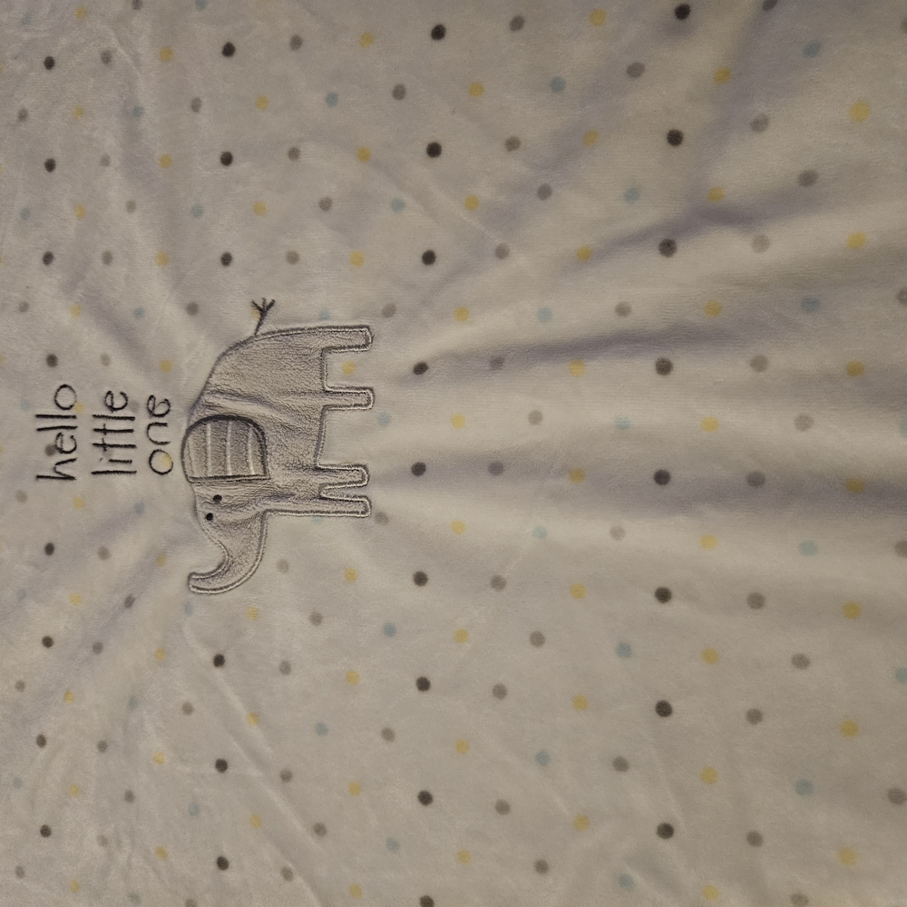Elephant Baby Blanket - White and Gray - Picture 2 of 6